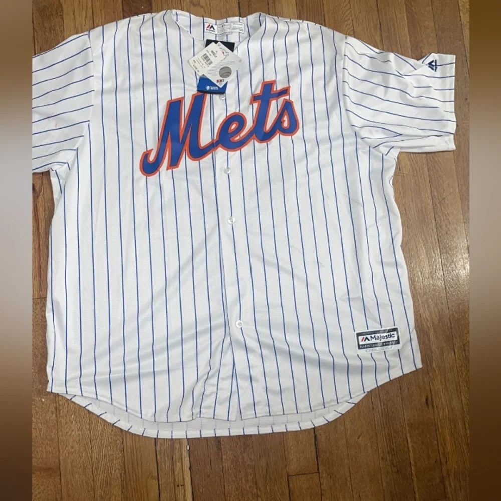 Jacket - Picture 1 of 2
